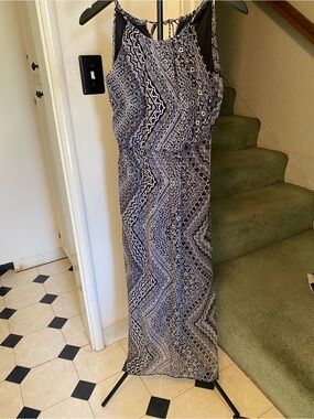 Enfocus Studio Petite Black and White Geometric Print Maxi Dress,size 4P